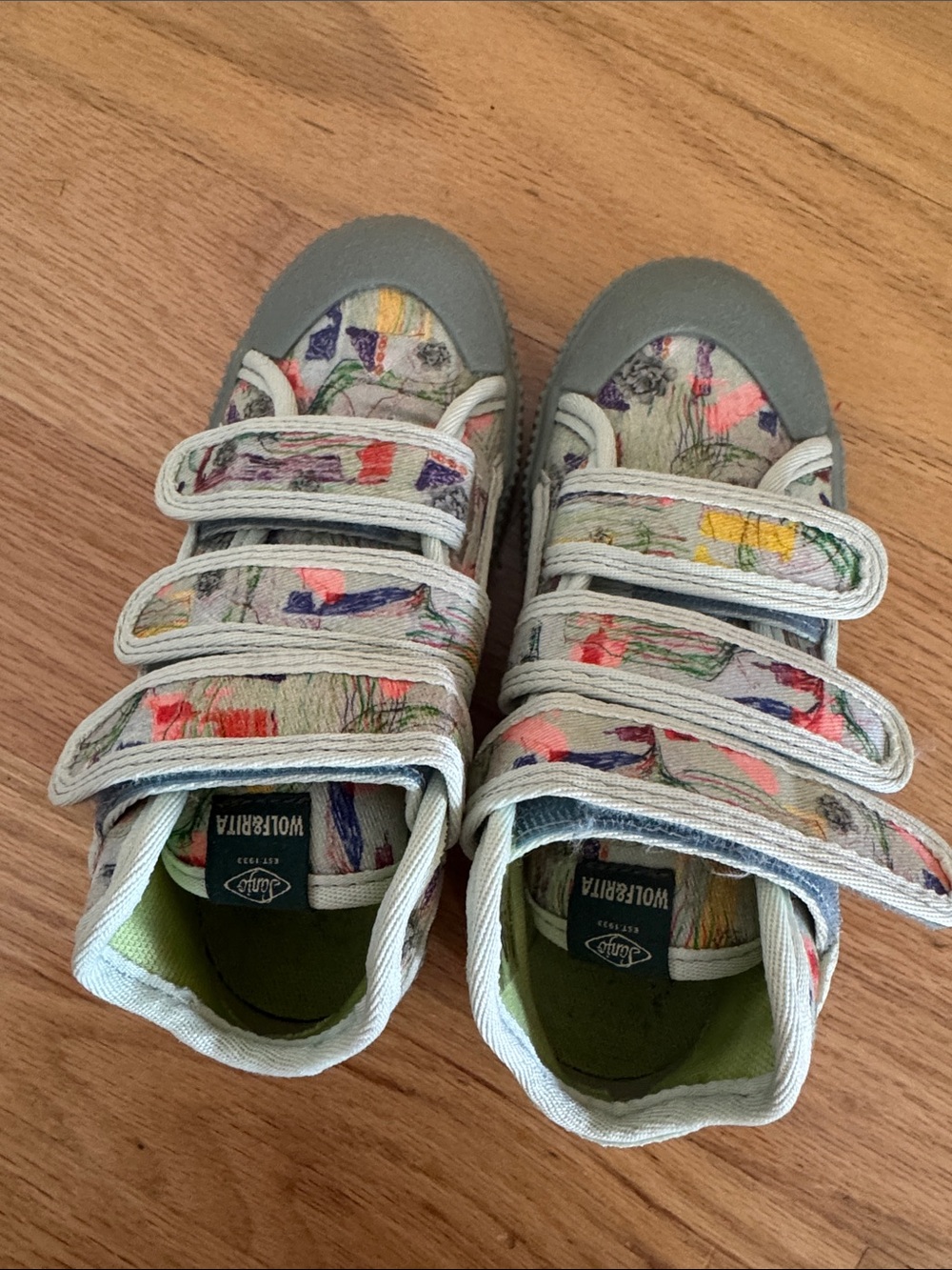 Wolf & Rita Kids Floral Print Velcro Sneakers - Light Gray, Green & Multicolor